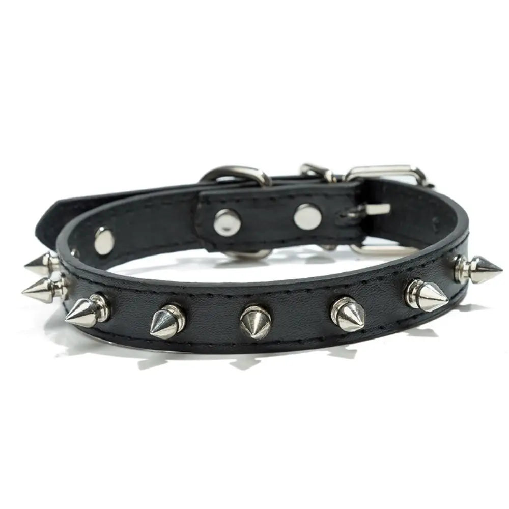 Spiked Studded Dog Collar in PU Leather for Dogs